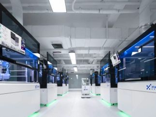深AI力量 | 晶泰科技：以AI+实验机器人驱动药物研发